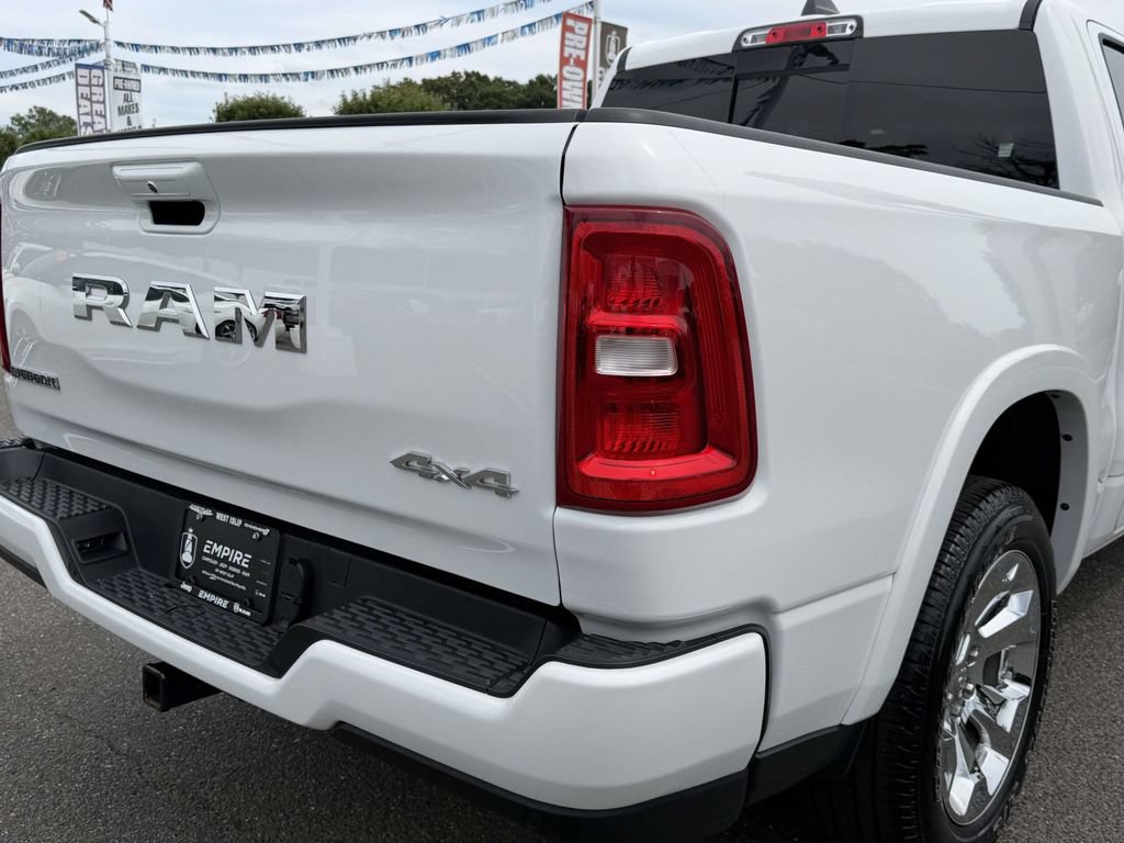 Used 2025 RAM 1500 Big Horn AWD/4WD image 11