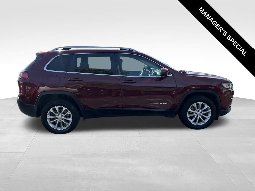 Used 2019 Jeep Cherokee Latitude w/ Popular Appearance Group image 8