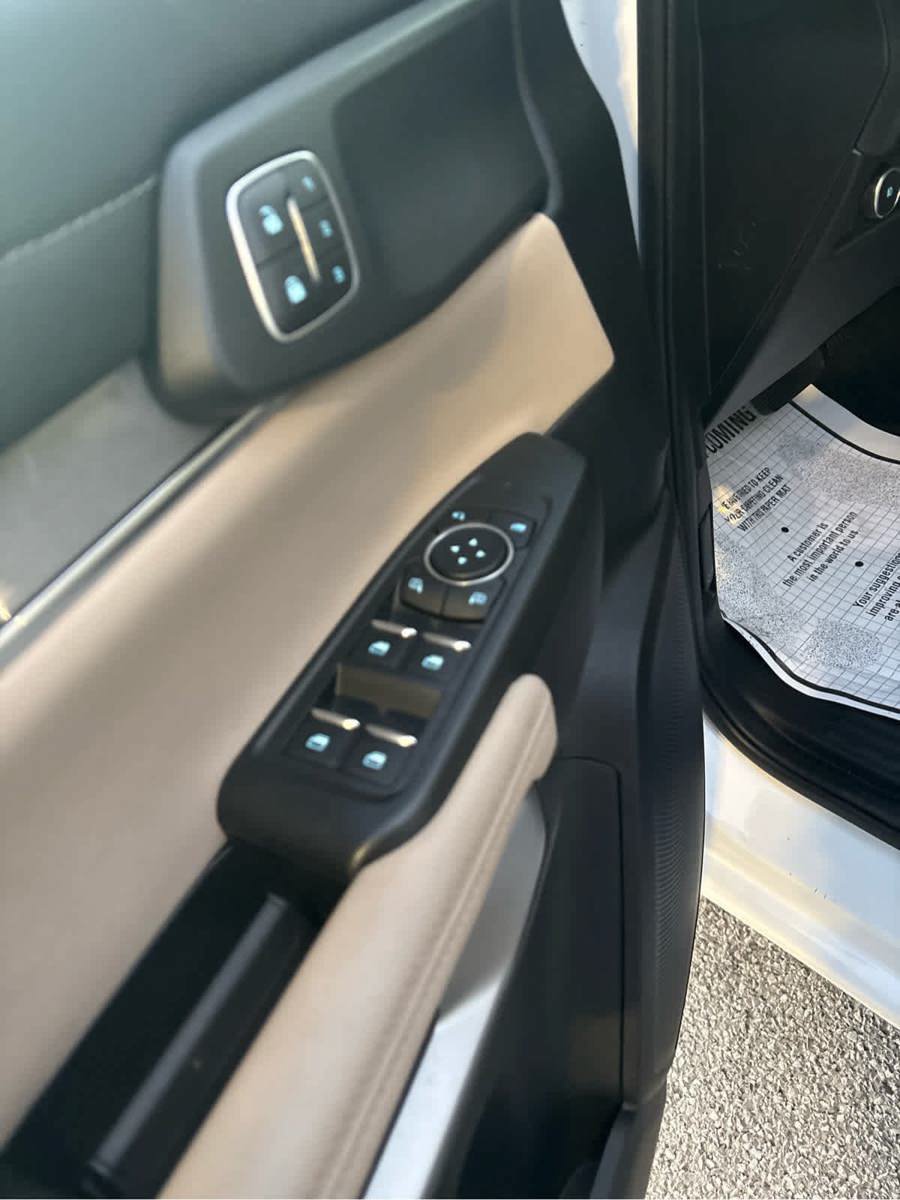 Used 2024 Ford Ranger Lariat AWD/4WD image 15