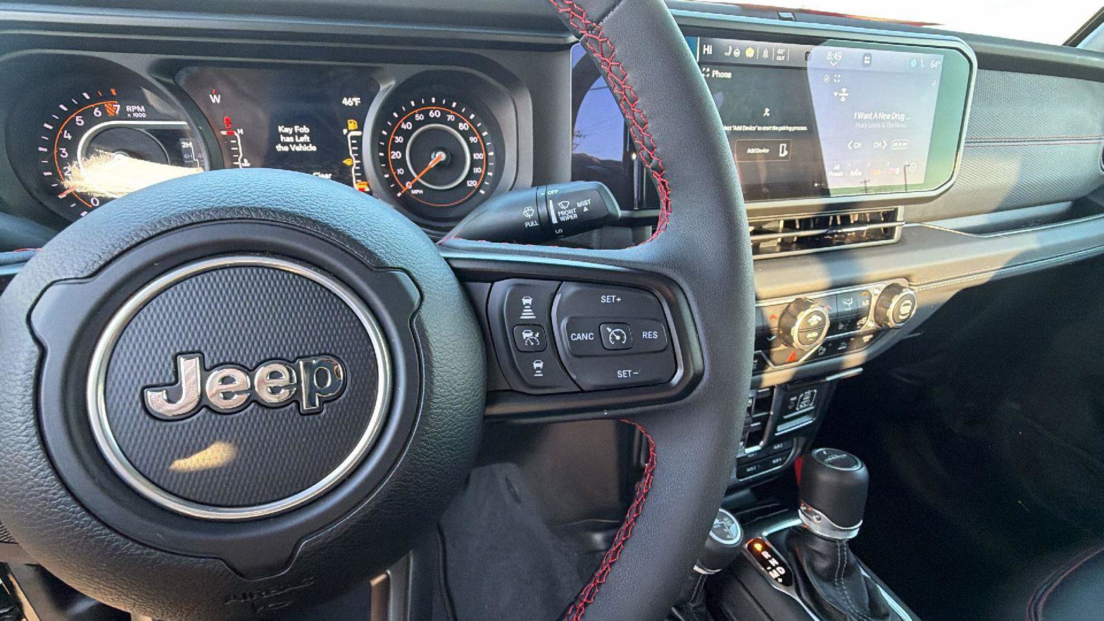Used 2024 Jeep Gladiator Rubicon AWD/4WD image 24