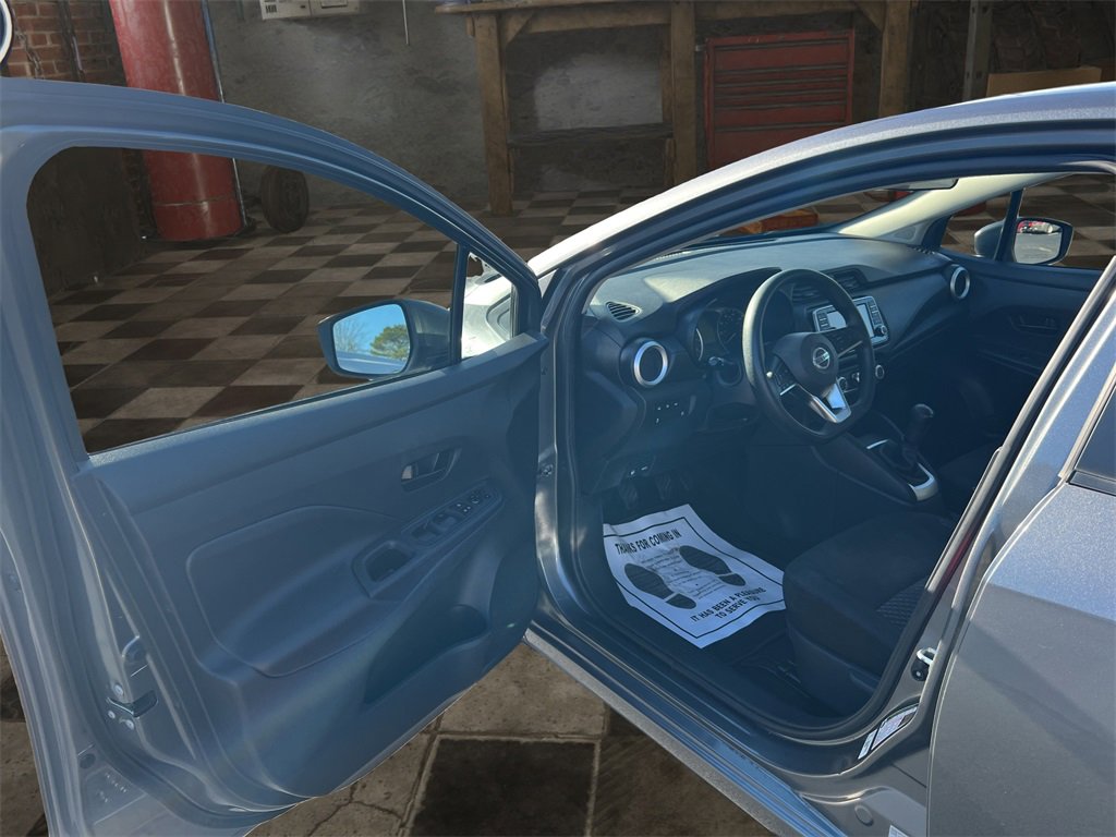 Used 2022 Nissan Versa S image 16