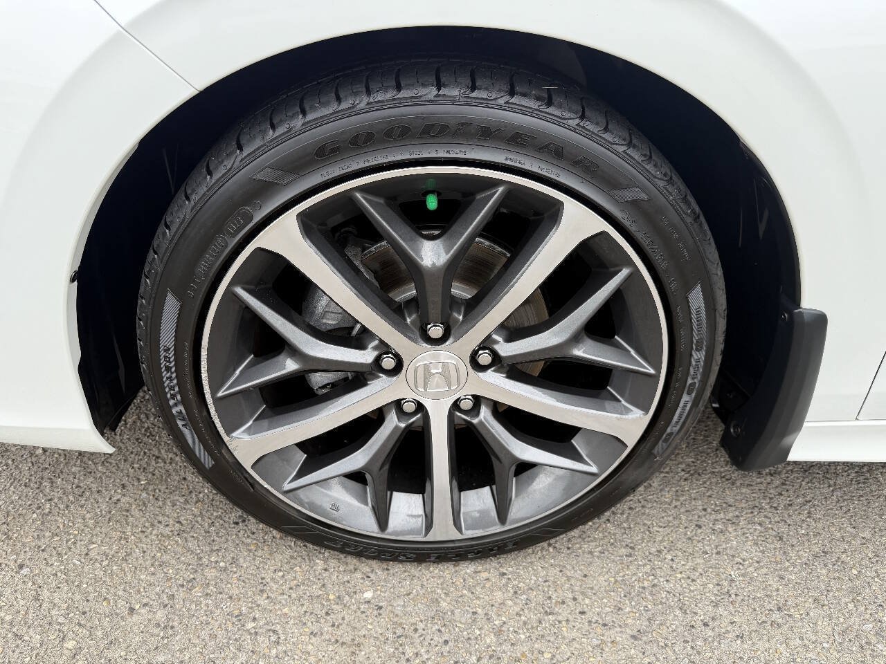Used 2023 Honda Civic Touring image 17