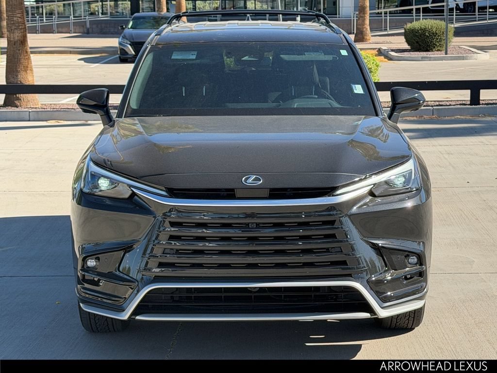 Used 2026 Lexus TX 500h AWD w/ Technology Package image 5