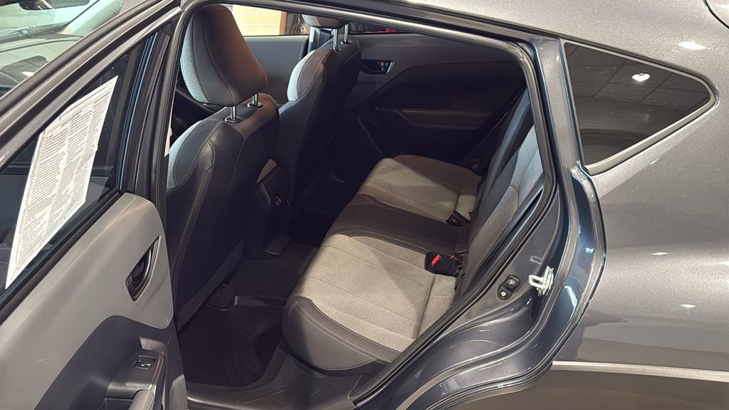 Used 2024 Subaru Crosstrek 2.0i Premium image 18
