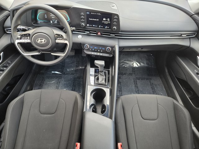 Certified 2025 Hyundai Elantra Hybrid FWD image 26