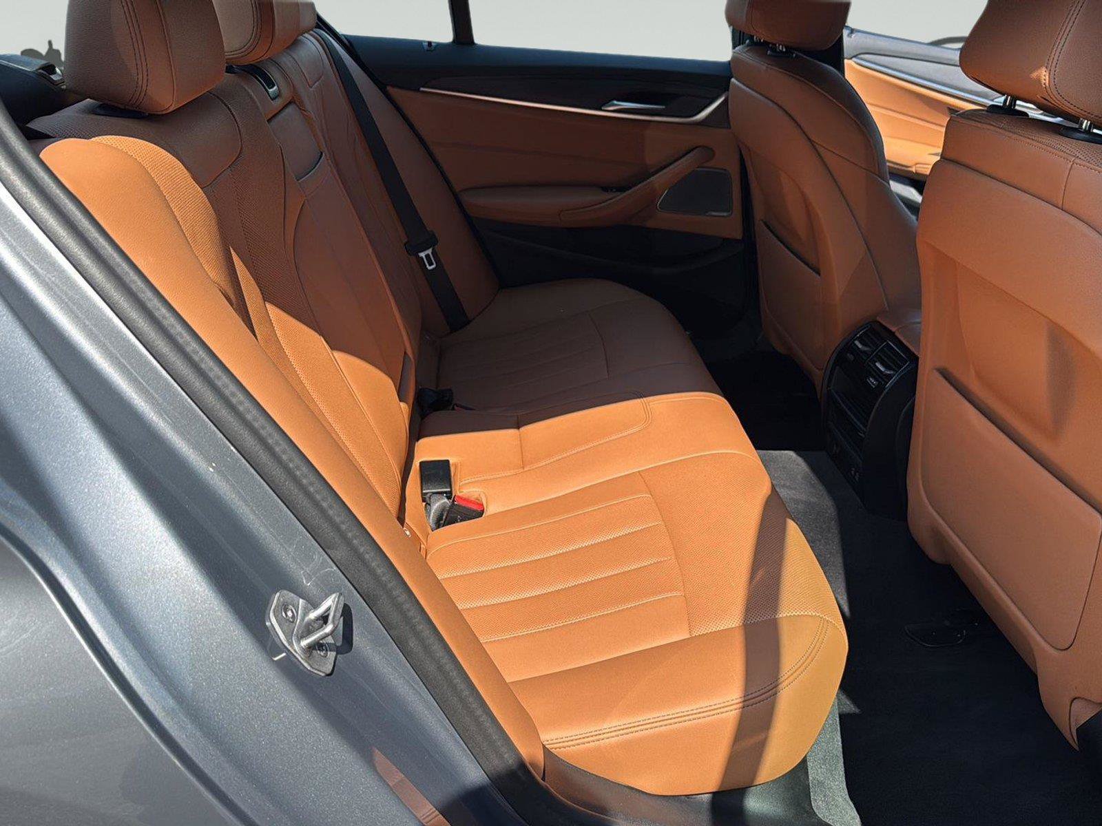 Used 2023 BMW 540i xDrive w/ Premium Package AWD/4WD image 33