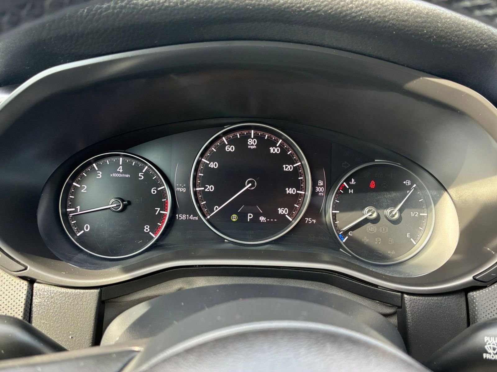 Used 2025 Nissan Versa SV image 40