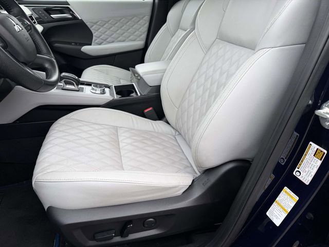 Used 2023 Mitsubishi Outlander SEL image 19