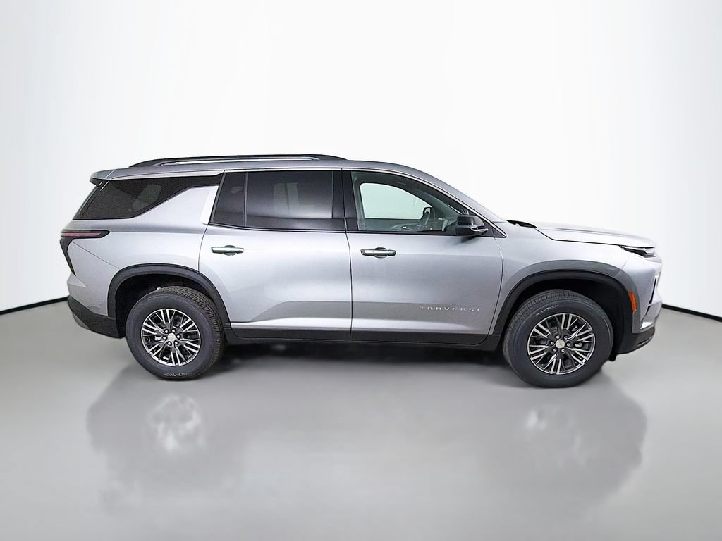 New 2026 Chevrolet Traverse LT w/ LPO, Floor Liner Package AWD/4WD image 4