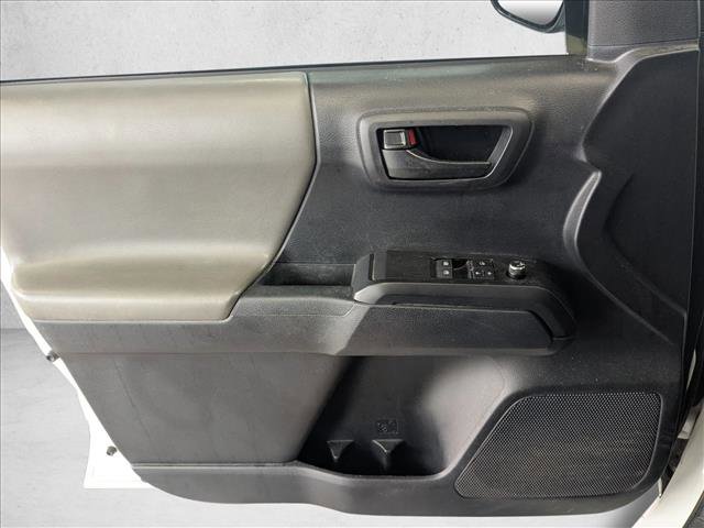 Used 2018 Toyota Tacoma SR w/ SR Convenience Package image 12