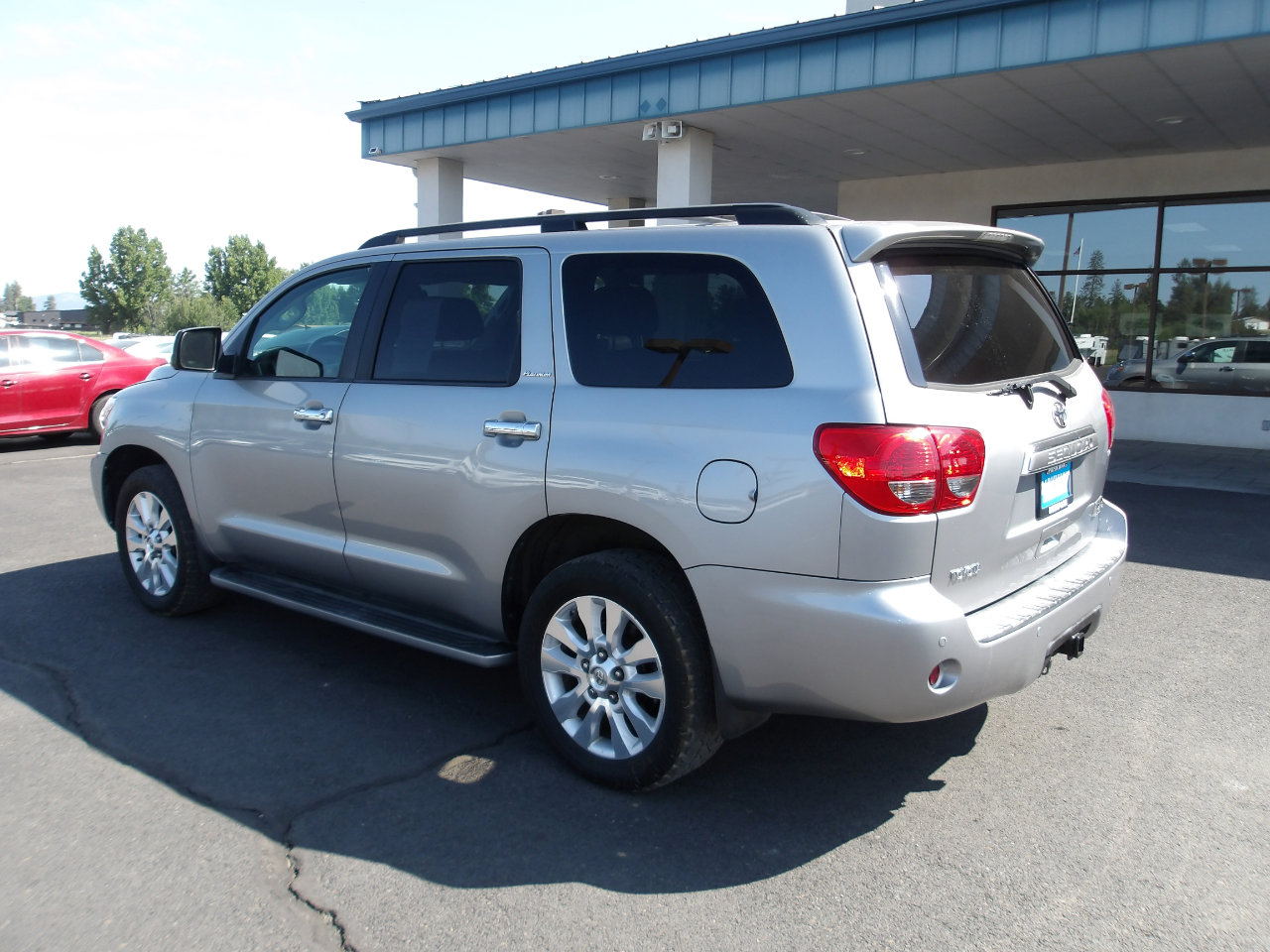 Used 2008 Toyota Sequoia Platinum AWD/4WD image 3