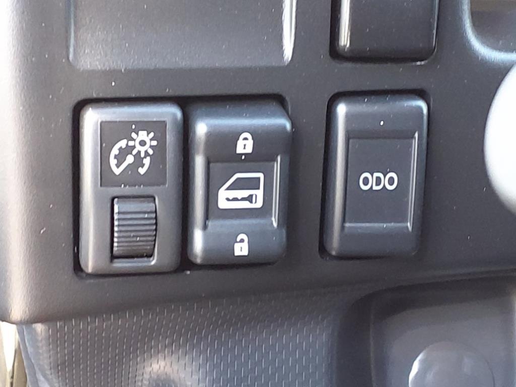 New 2025 Chevrolet Low Cab Forward image 9