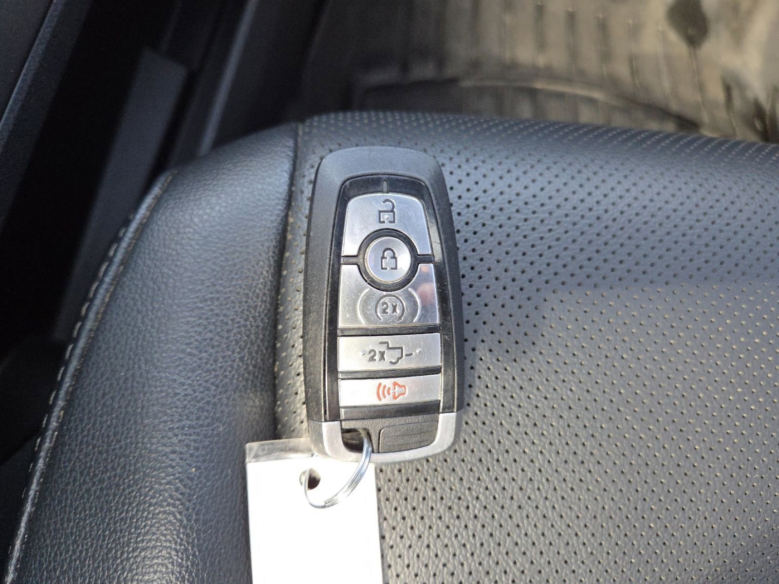 Used 2023 Ford F350 Lariat w/ Lariat Ultimate Package image 39