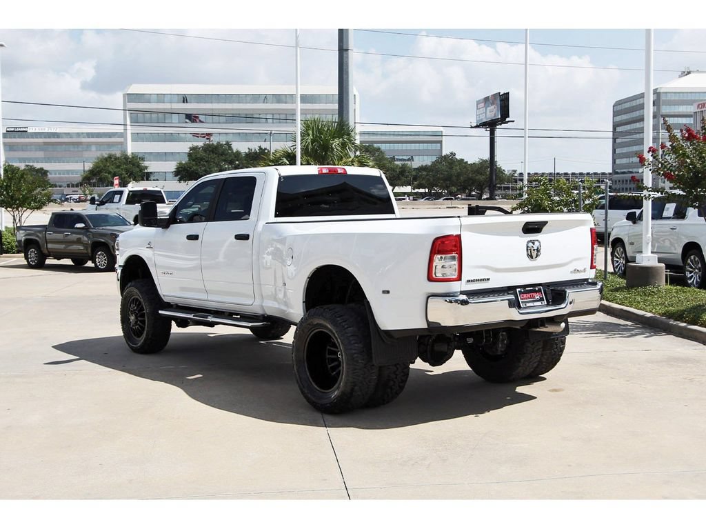 Used 2024 RAM 3500 Big Horn AWD/4WD image 4