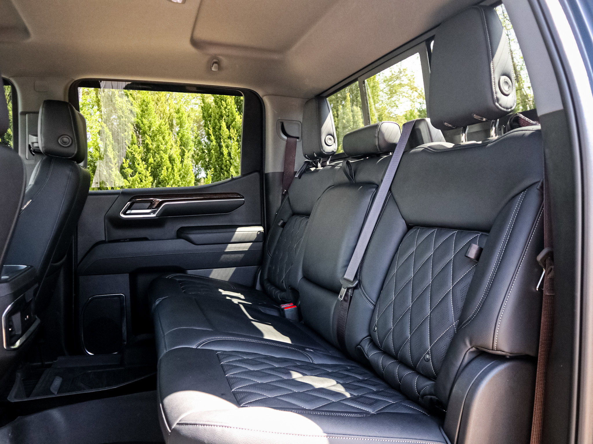 Used 2024 GMC Sierra 1500 Elevation w/ Preferred Package image 30