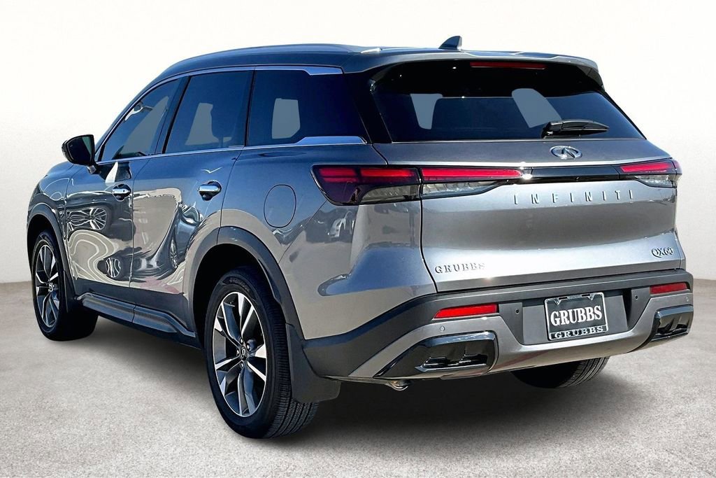 Certified 2025 INFINITI QX60 Luxe image 16