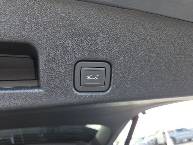 New 2026 Chevrolet Traverse RS w/ LPO, Floor Liner Package image 27