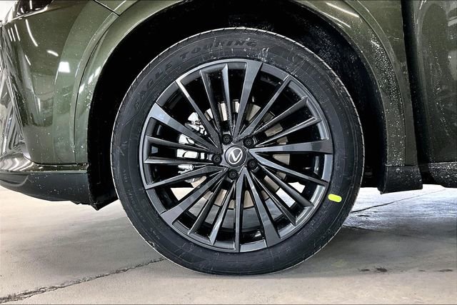 New 2026 Lexus RX 350h AWD/4WD image 12