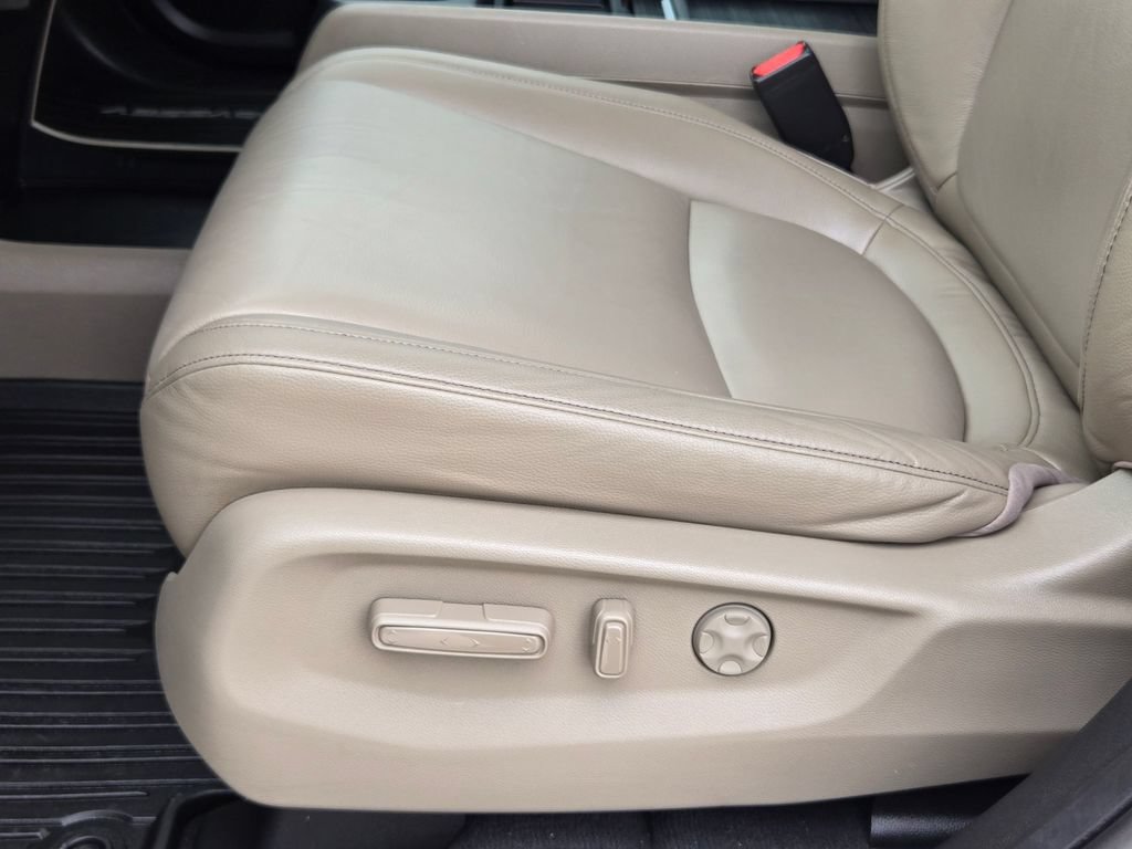 Used 2024 Honda Odyssey Touring image 13