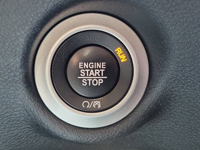 Used 2019 Chrysler Pacifica Touring Plus w/ S Appearance Package FWD image 25