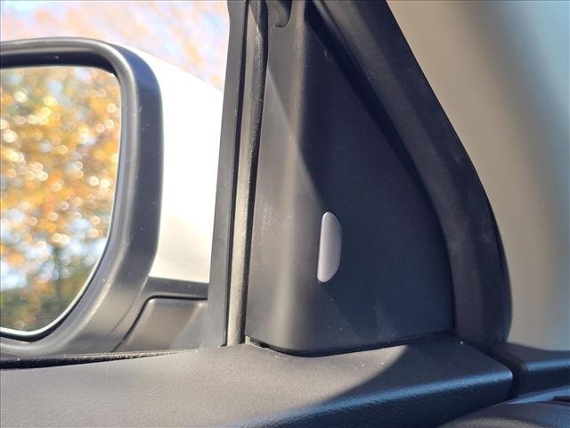 Used 2023 Nissan Kicks SV image 18