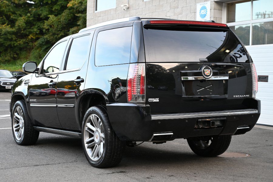 Used 2014 Cadillac Escalade Premium AWD/4WD image 3