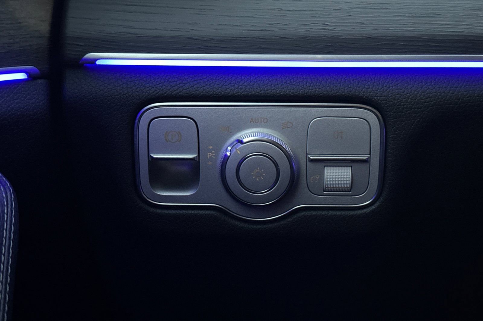 Certified 2022 Mercedes-Benz GLE 350 GLE 350 w/ Premium Package image 32