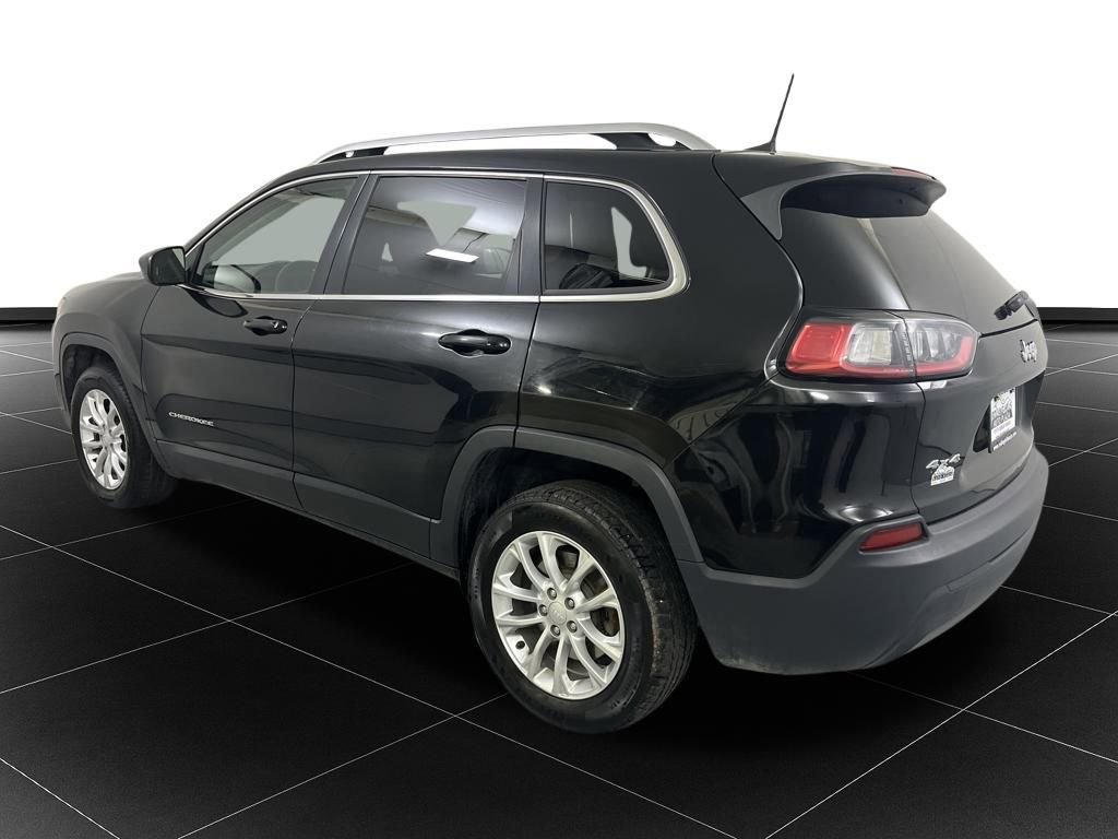 Used 2019 Jeep Cherokee Latitude w/ Popular Appearance Group image 3