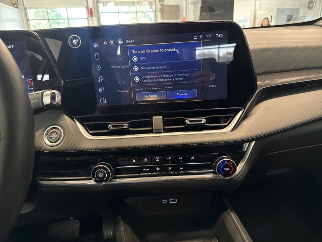 Used 2025 Chevrolet Equinox LT w/ Safety and Technology Package FWD image 20