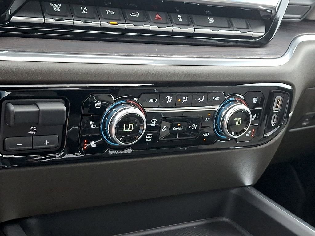 New 2025 GMC Sierra 2500 SLT w/ SLT Premium Package image 12