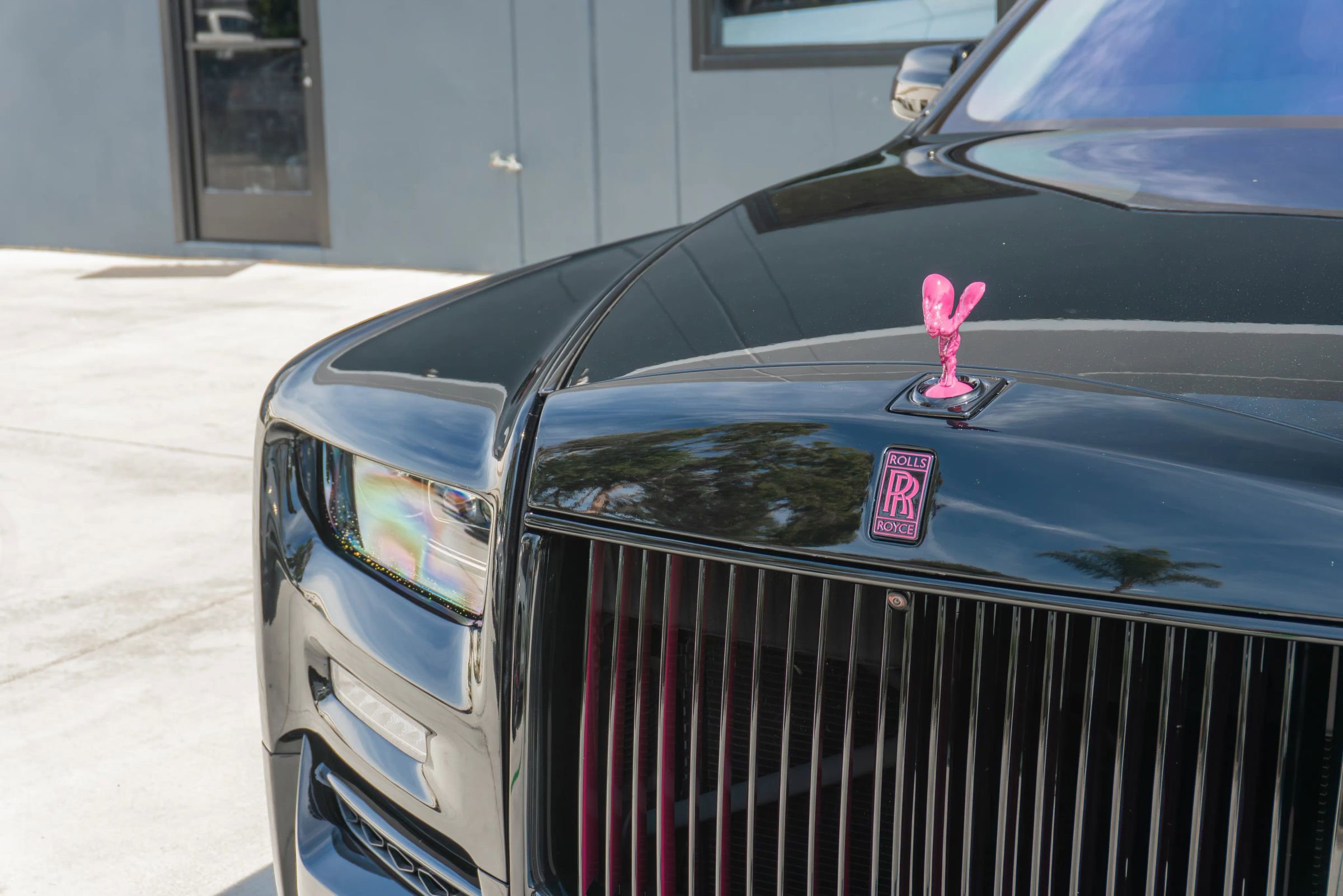 Used 2023 Rolls-Royce Phantom Sedan RWD image 29