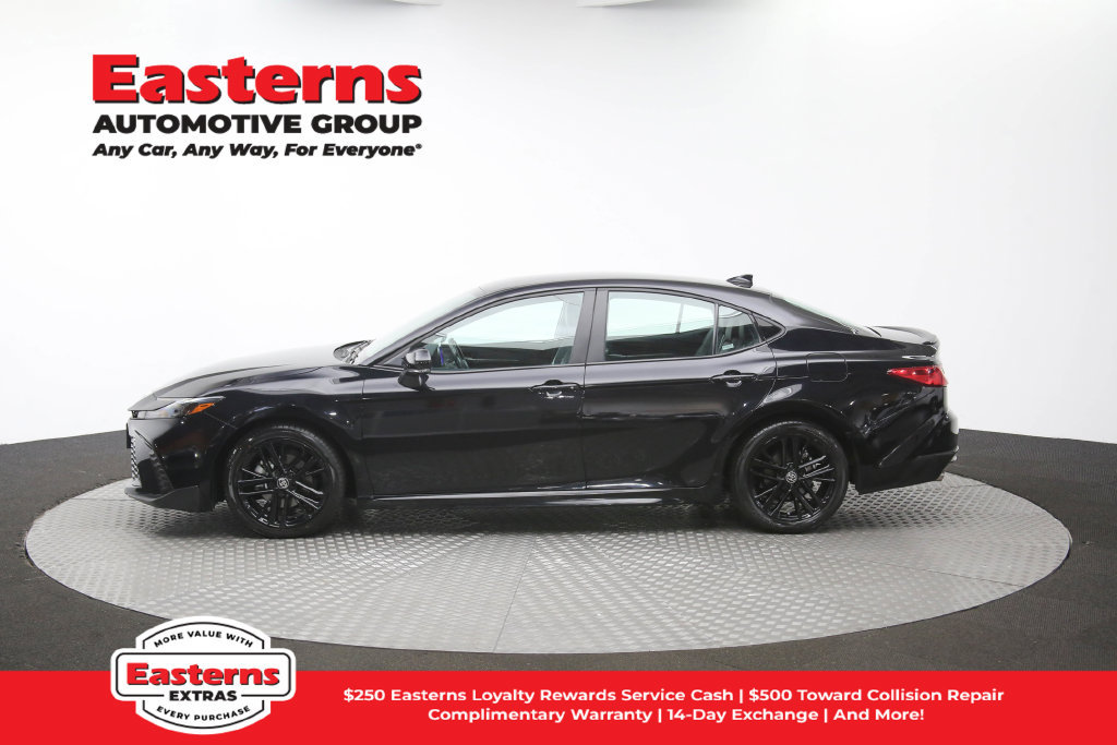 Used 2025 Toyota Camry SE FWD image 58