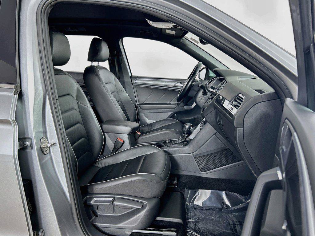 Used 2020 Volkswagen Tiguan SEL Premium R-Line AWD/4WD image 30