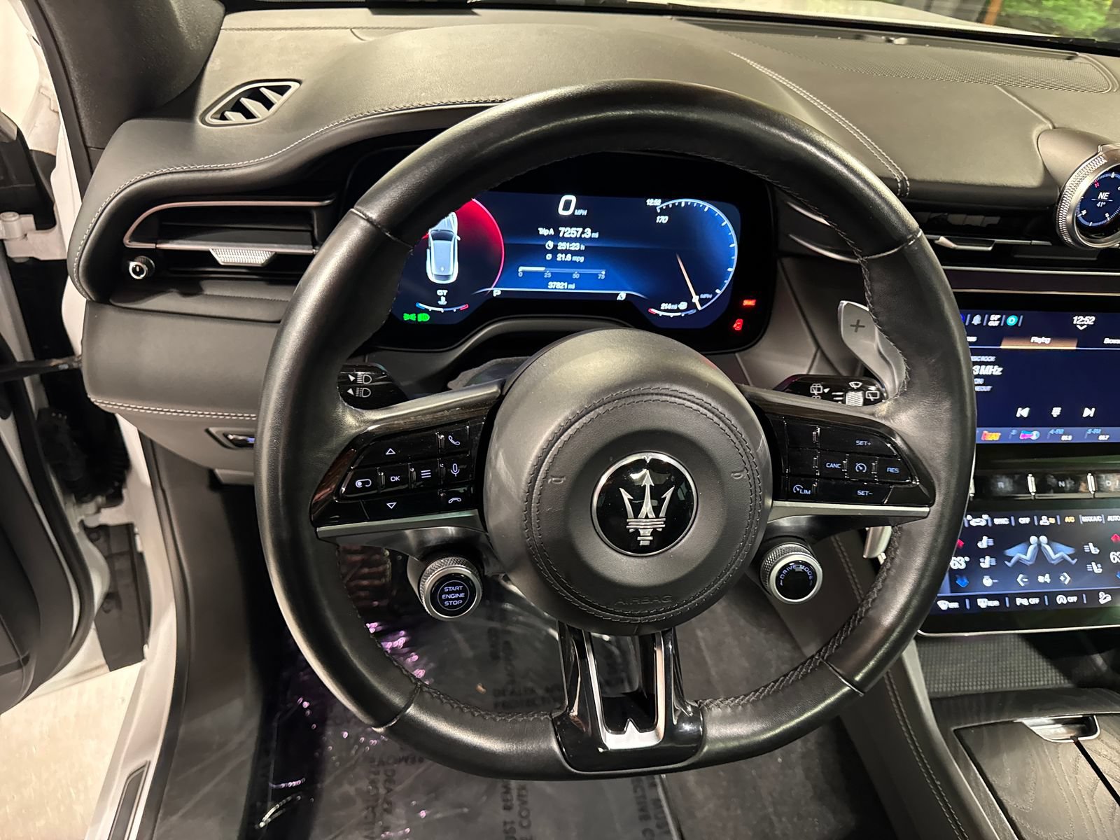 Used 2023 Maserati Grecale GT AWD/4WD image 19