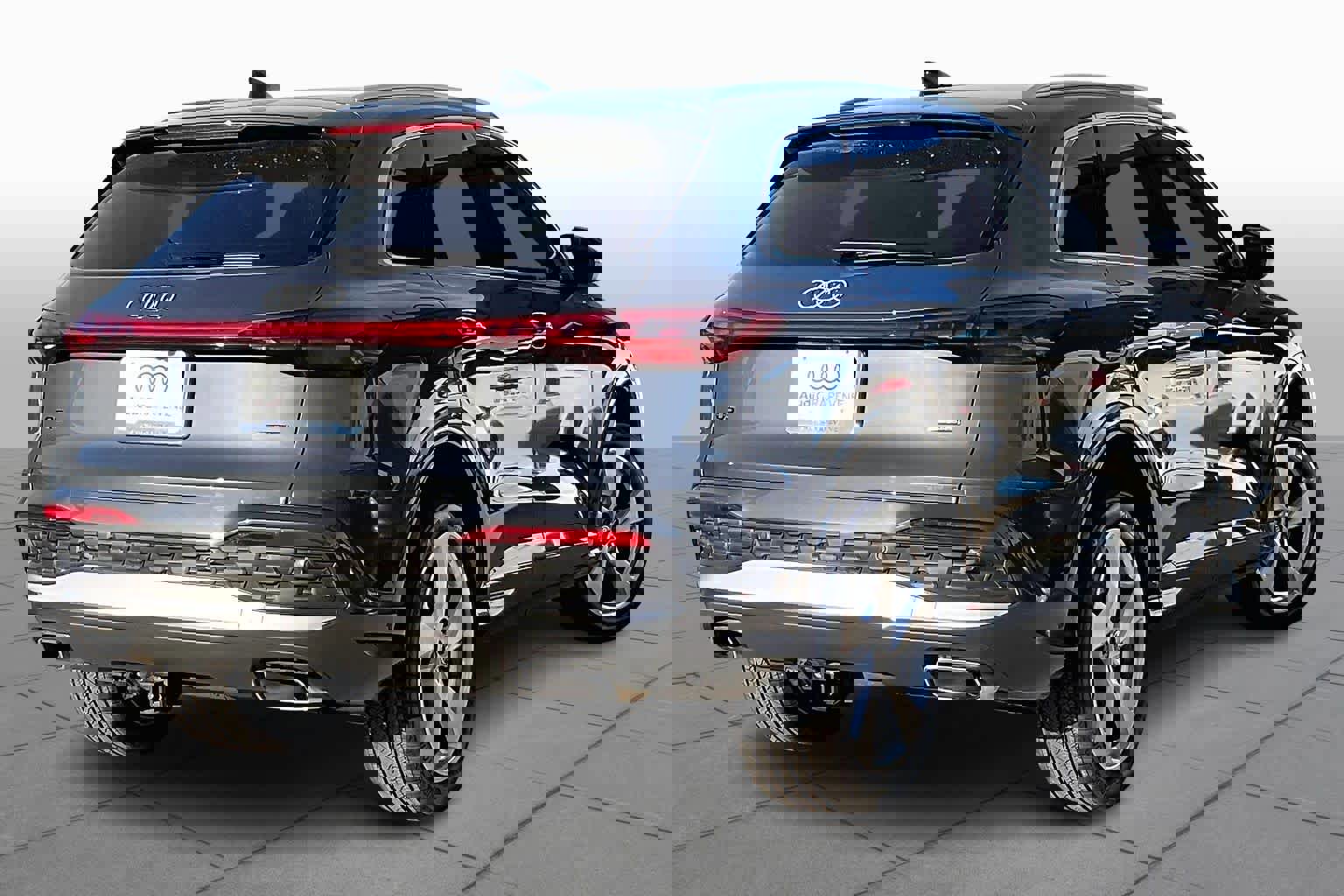 Certified 2025 Audi Q5 Premium Plus w/ Premium Plus image 12