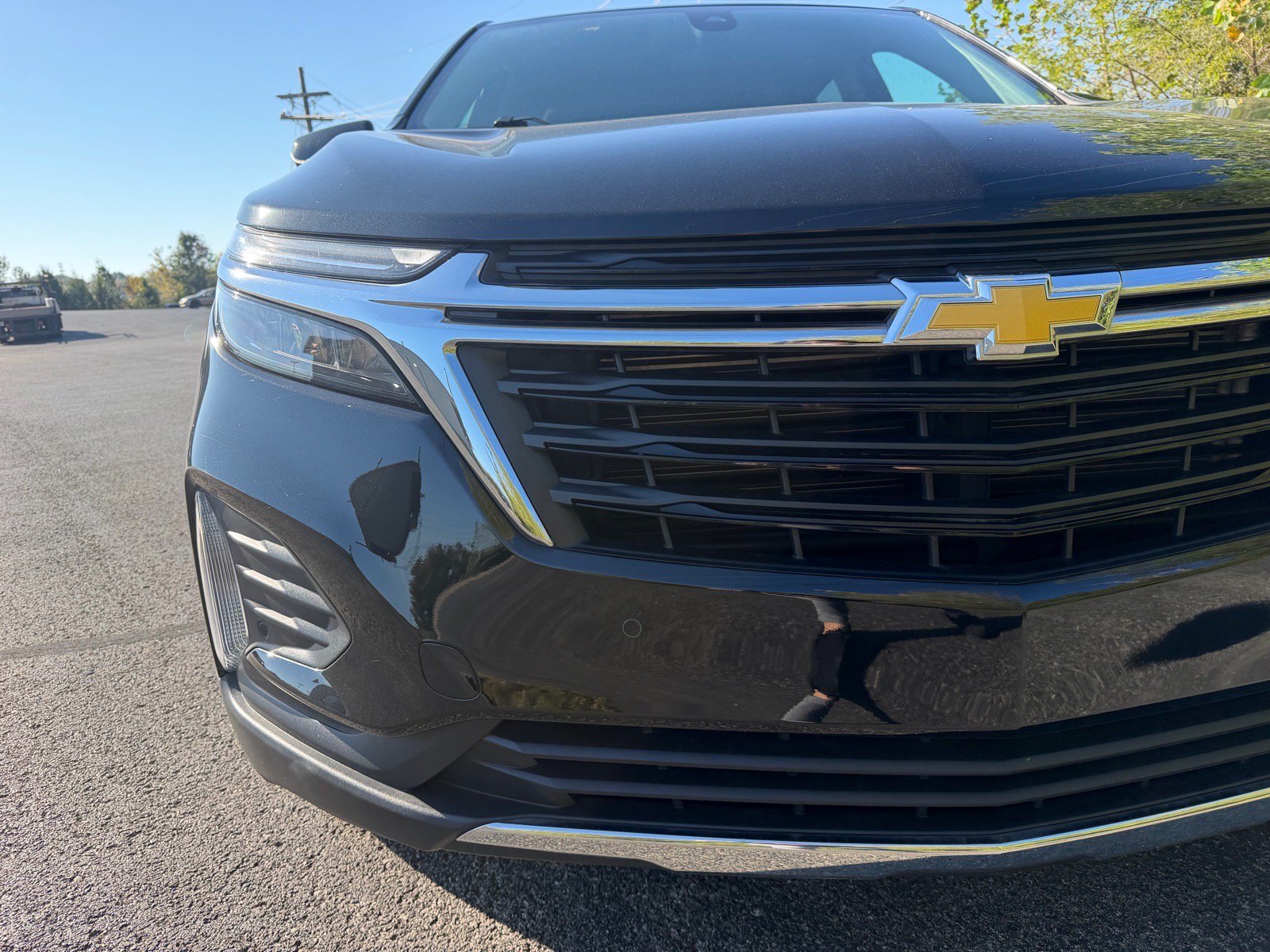 Used 2024 Chevrolet Equinox LT w/ LPO, Floor Liner Package FWD image 4