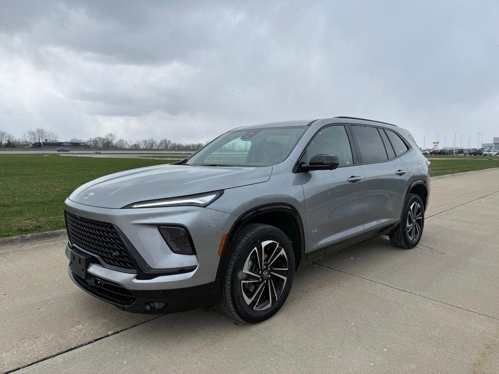 Used 2025 Buick Enclave Sport Touring image 11