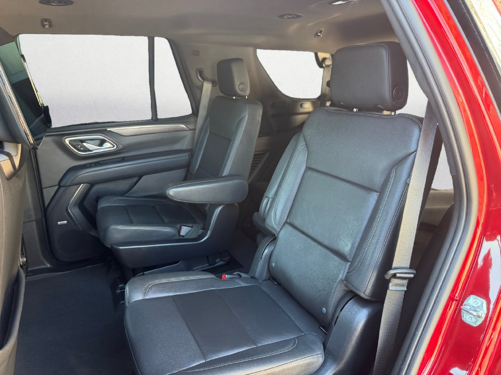 Used 2023 Chevrolet Tahoe LT w/ Luxury Package RWD image 13