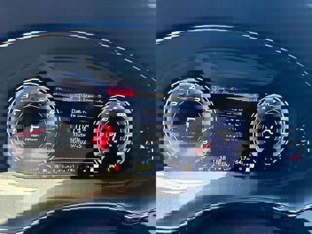 Used 2025 Audi SQ7 Prestige image 12