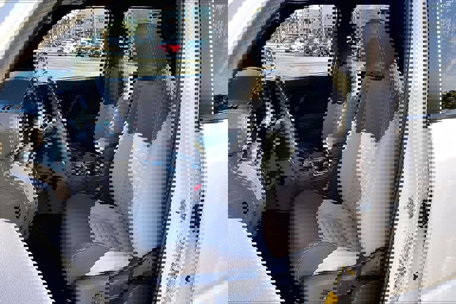 Used 2025 Toyota Tacoma TRD Sport image 7