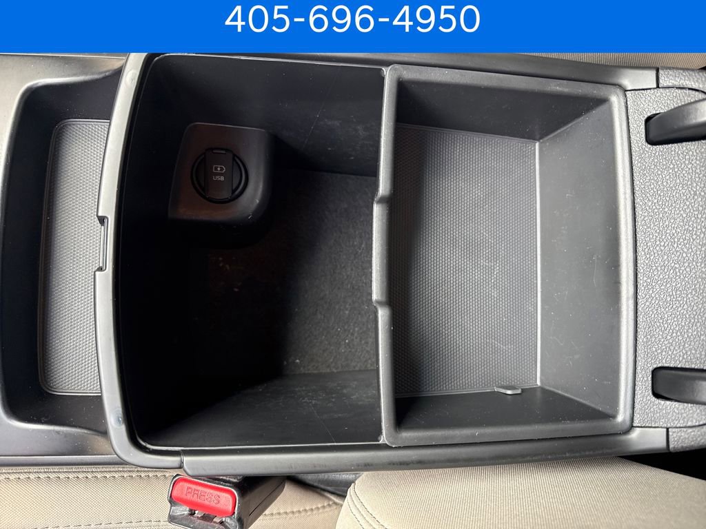 Used 2020 Kia Sorento LX FWD image 38