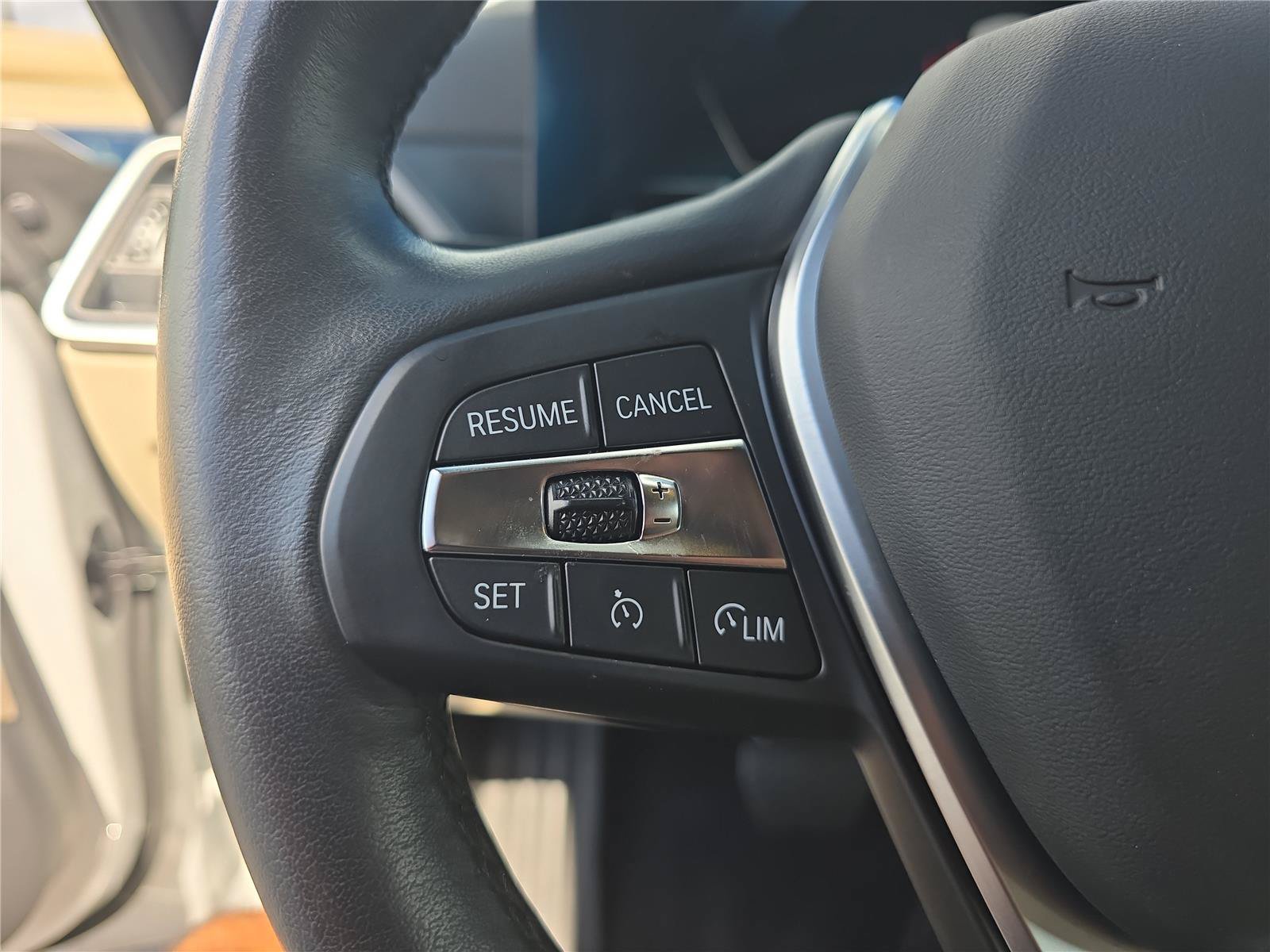 Certified 2024 BMW i4 eDrive40 w/ Premium Package RWD image 25