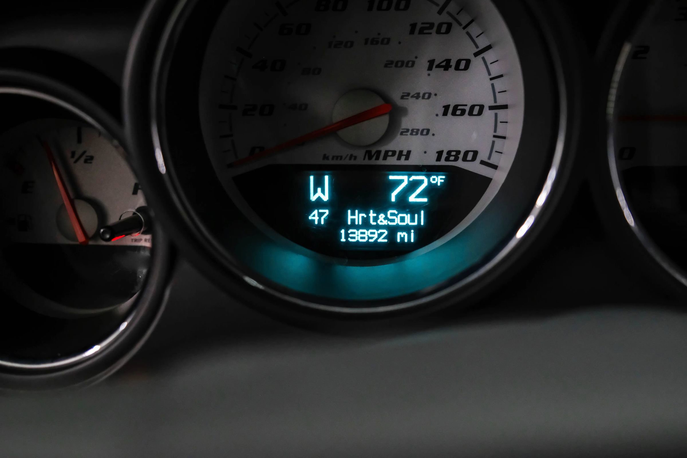 Used 2009 Dodge Challenger SRT8 w/ SRT Option Group II RWD image 15