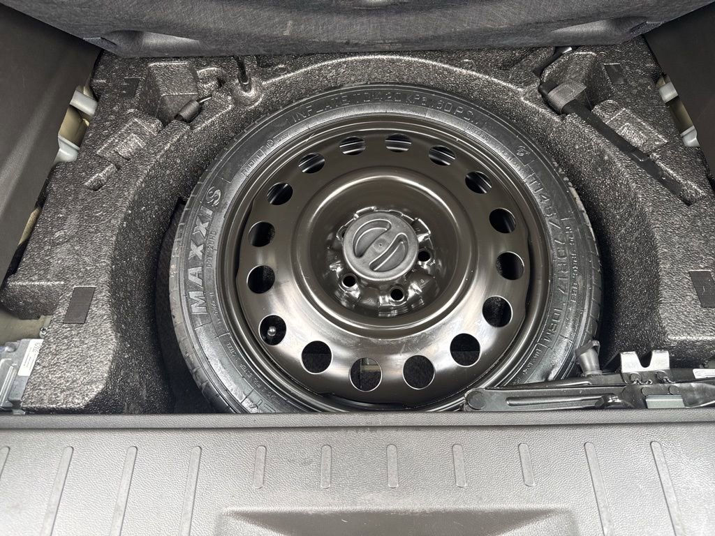 Used 2015 Chevrolet Equinox LT w/ Driver Convenience Package image 44