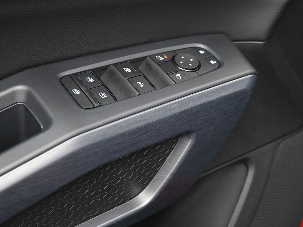 Certified 2025 Nissan Pathfinder Rock Creek image 18