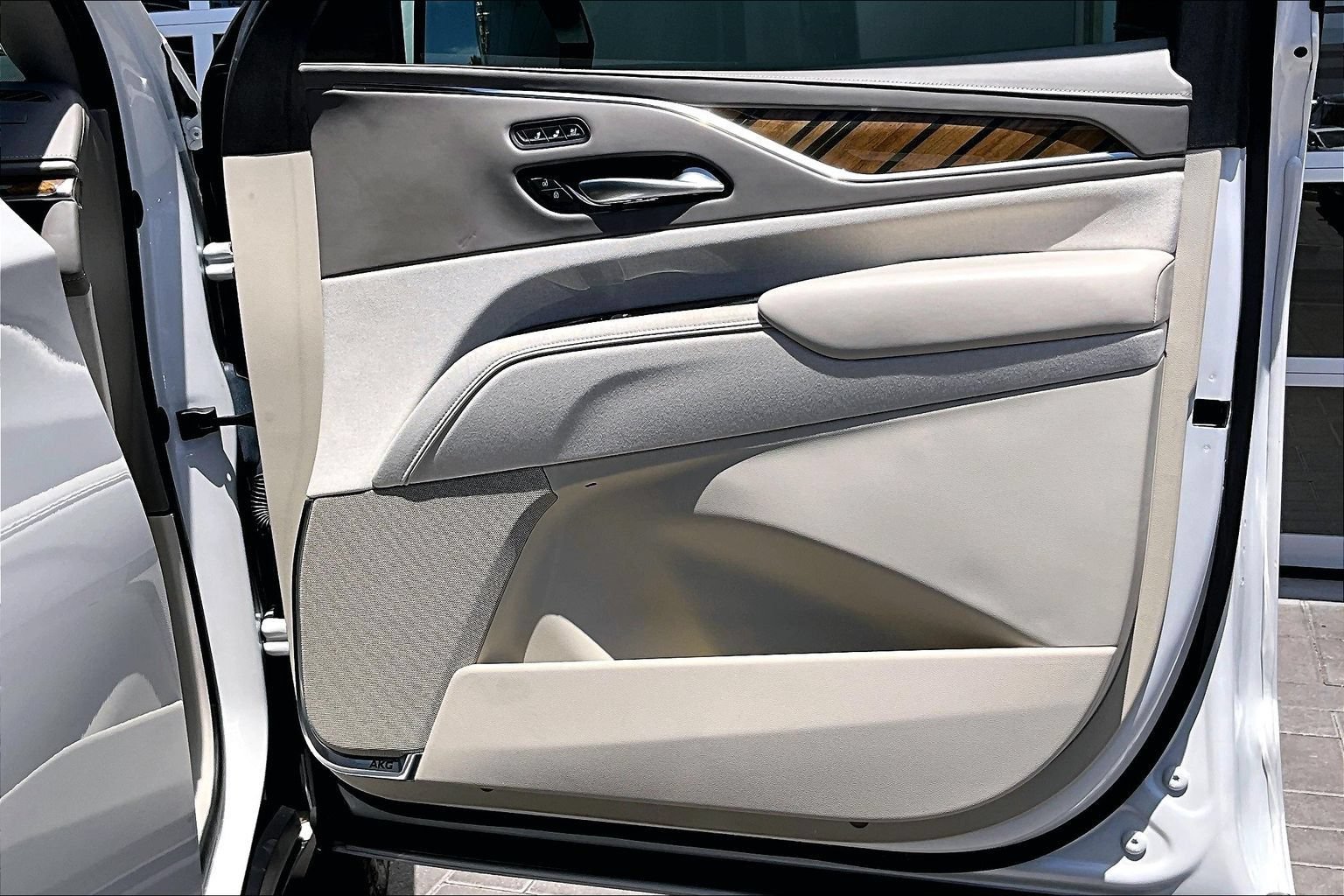 Used 2022 Cadillac Escalade Sport Platinum RWD image 24