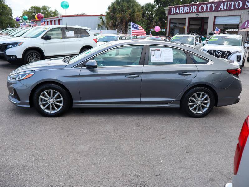 Used 2019 Hyundai Sonata SE FWD image 2