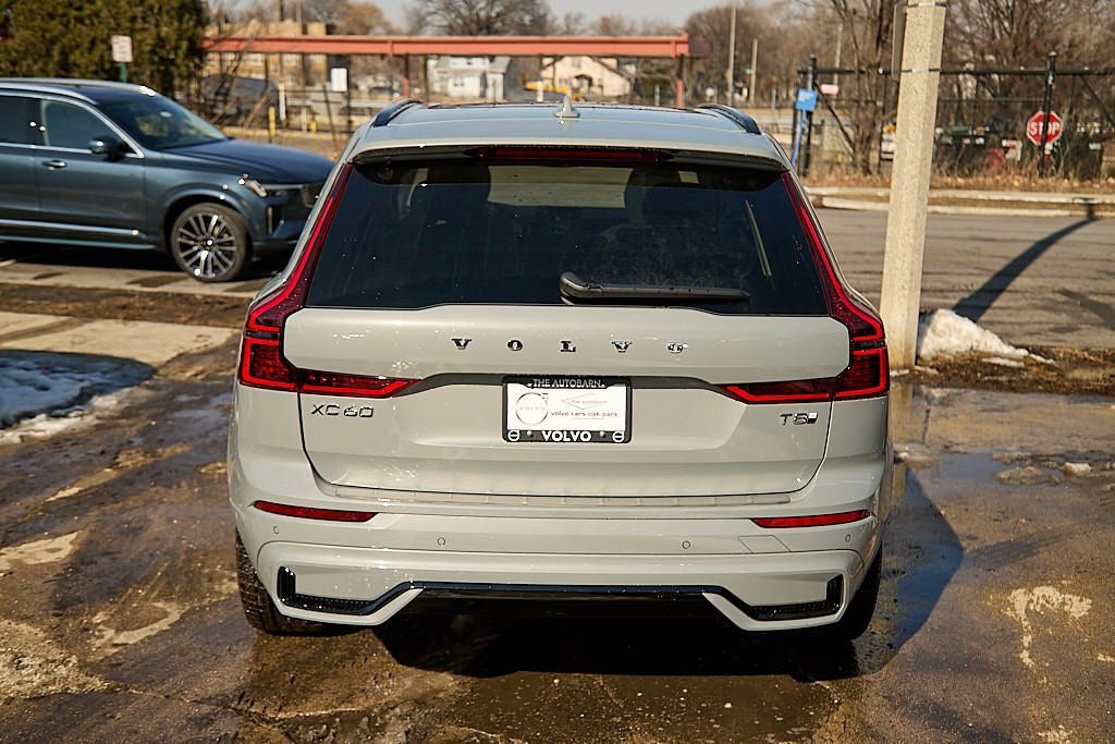 New 2026 Volvo XC60 T8 Ultra w/ Protection Package Premier image 8