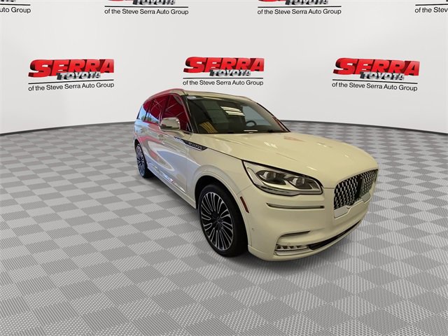Used 2022 Lincoln Aviator Black Label w/ Dynamic Handling Package image 4