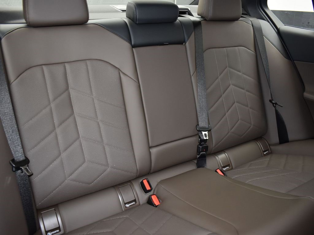 New 2026 BMW 530i w/ Premium Package image 27